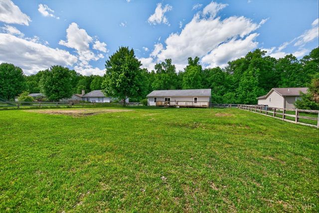 1331 Cathy, Amelia, OH 45102