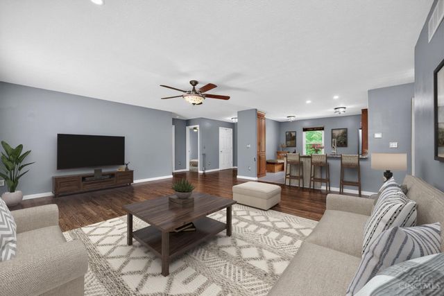 1331 Cathy, Amelia, OH 45102