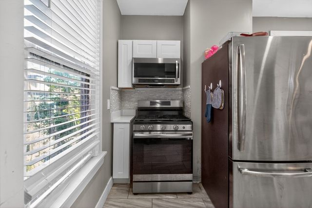 21 Montrose St, Boston, MA 02119