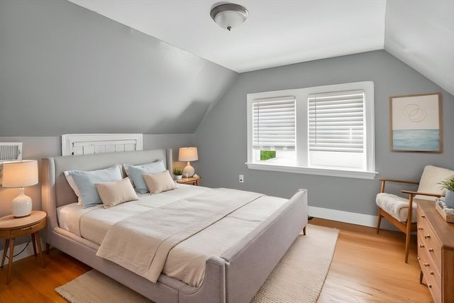 21 Montrose St, Boston, MA 02119