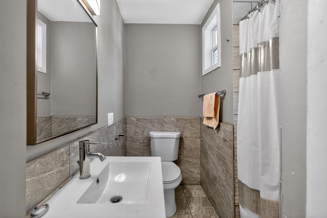 21 Montrose St, Boston, MA 02119