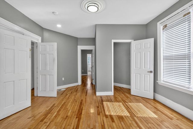 21 Montrose St, Boston, MA 02119