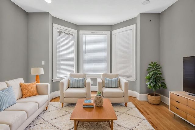 21 Montrose St, Boston, MA 02119