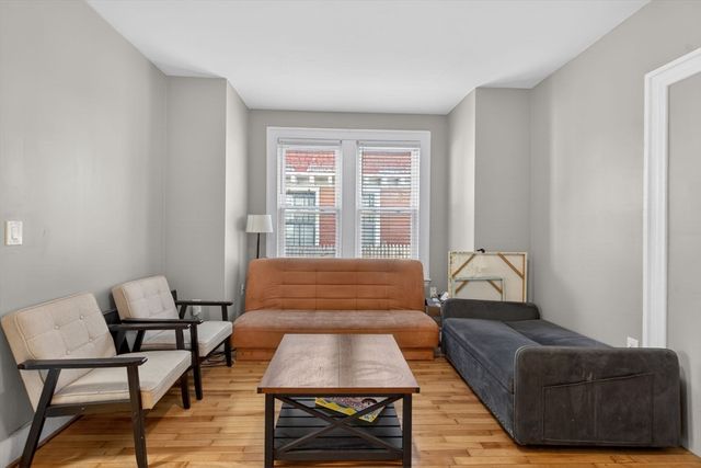 21 Montrose St, Boston, MA 02119