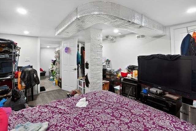 21 Montrose St, Boston, MA 02119