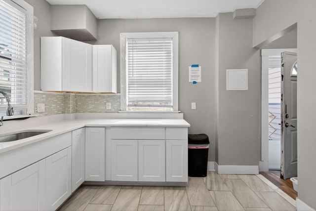 21 Montrose St, Boston, MA 02119