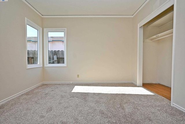 181 E Lewelling Blvd, San Lorenzo, CA 94580