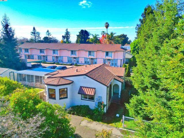 181 E Lewelling Blvd, San Lorenzo, CA 94580