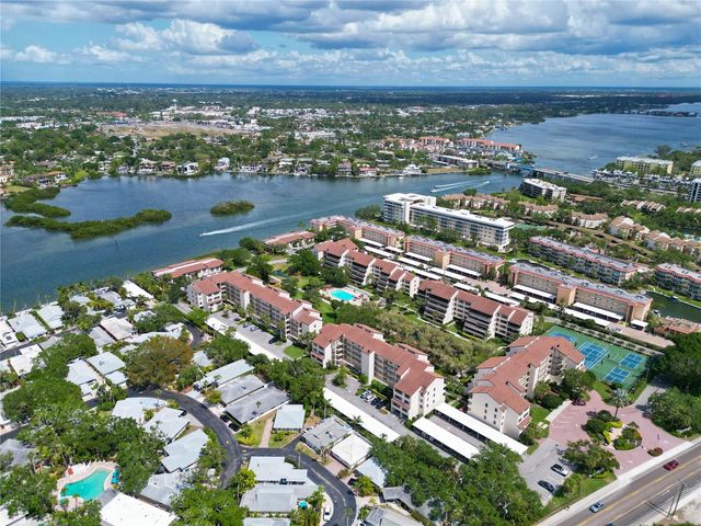 6287 MIDNIGHT PASS ROAD 201, Sarasota, FL 34242