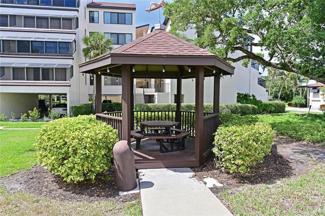 6287 MIDNIGHT PASS ROAD 201, Sarasota, FL 34242