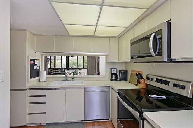 6287 MIDNIGHT PASS ROAD 201, Sarasota, FL 34242