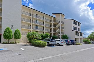 6287 MIDNIGHT PASS ROAD 201, Sarasota, FL 34242