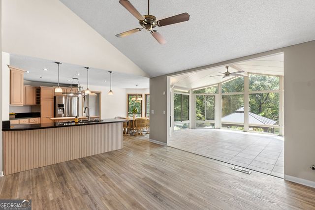 204 Cartwright Drive, Bonaire, GA 31005