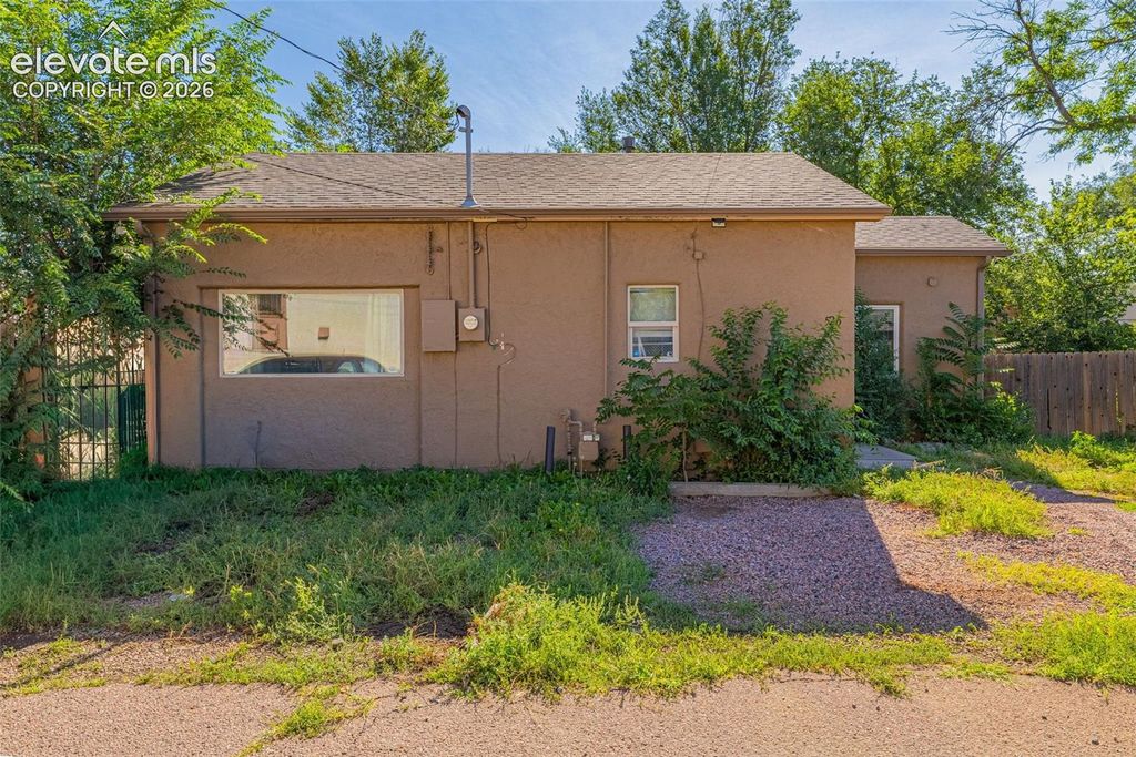 526 Bonfoy Avenue, Colorado Springs, CO 80909 — photo 2