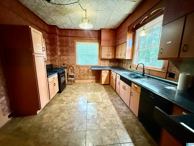 118 WESTERN AVENUE, Sylacauga, AL 35150