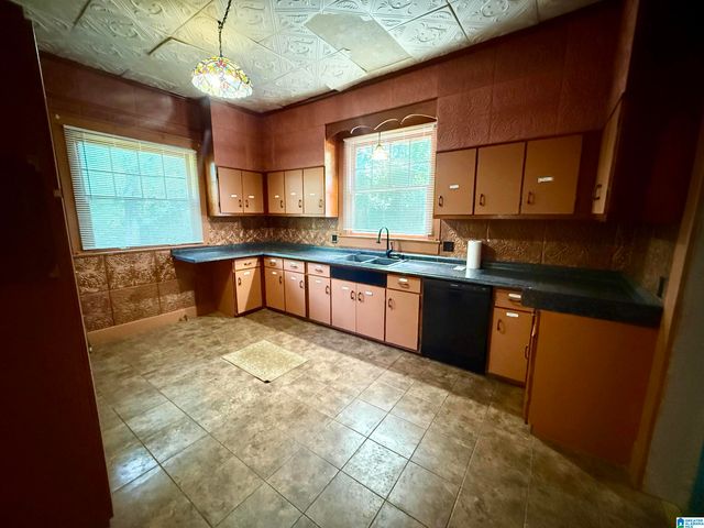 118 WESTERN AVENUE, Sylacauga, AL 35150