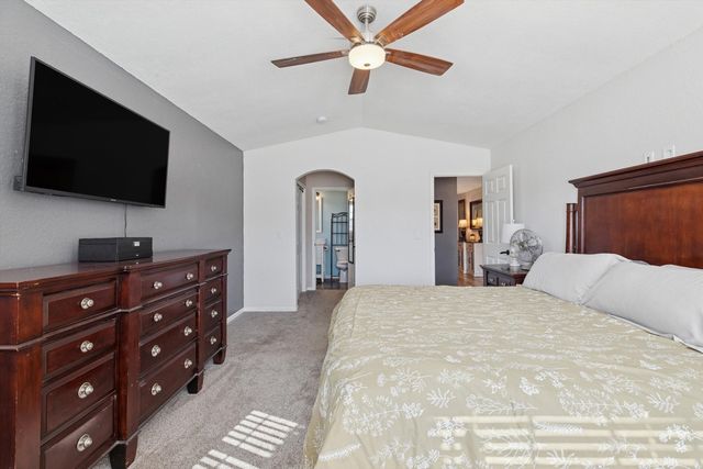 1545 Silver Valley Drive, Dewitt, IA 52742