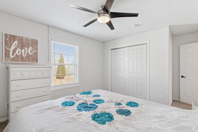 1545 Silver Valley Drive, Dewitt, IA 52742