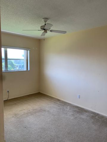 2453 NE 51st Street D316, Fort Lauderdale, FL 33308