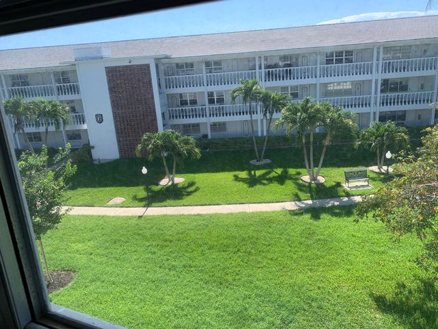 2453 NE 51st Street D316, Fort Lauderdale, FL 33308