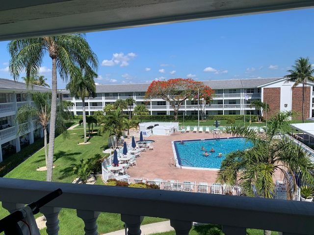 2453 NE 51st Street D316, Fort Lauderdale, FL 33308
