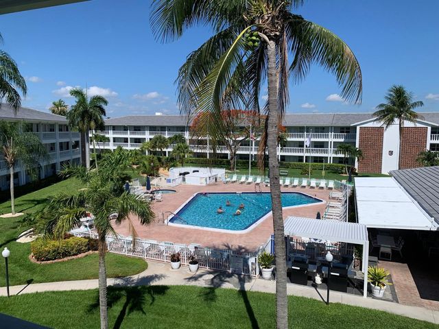 2453 NE 51st Street D316, Fort Lauderdale, FL 33308