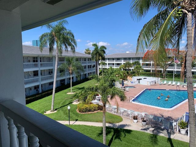 2453 NE 51st Street D316, Fort Lauderdale, FL 33308