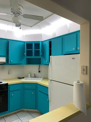 2453 NE 51st Street D316, Fort Lauderdale, FL 33308