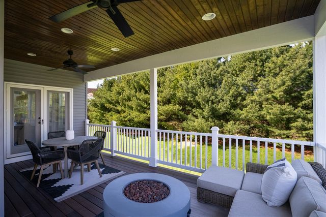 7856 Drake Ridge, Kalamazoo, MI 49009