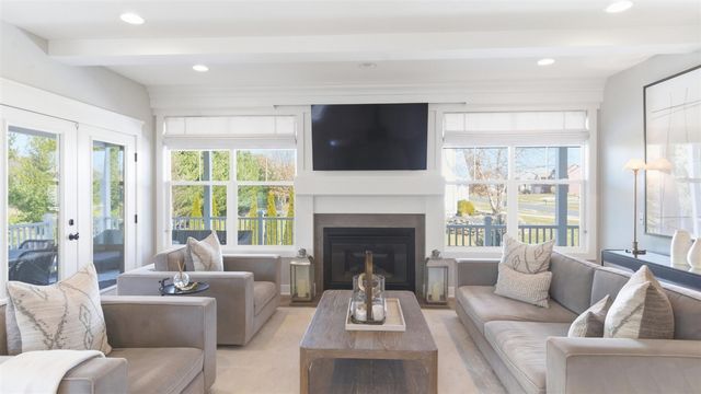 7856 Drake Ridge, Kalamazoo, MI 49009