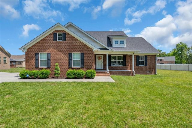 1841 Hills Chapel Rd, Manchester, TN 37355