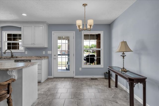 1841 Hills Chapel Rd, Manchester, TN 37355