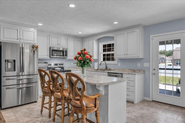 1841 Hills Chapel Rd, Manchester, TN 37355
