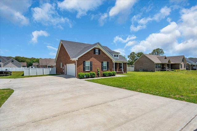 1841 Hills Chapel Rd, Manchester, TN 37355