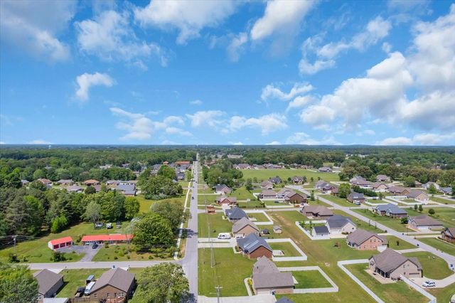 1841 Hills Chapel Rd, Manchester, TN 37355