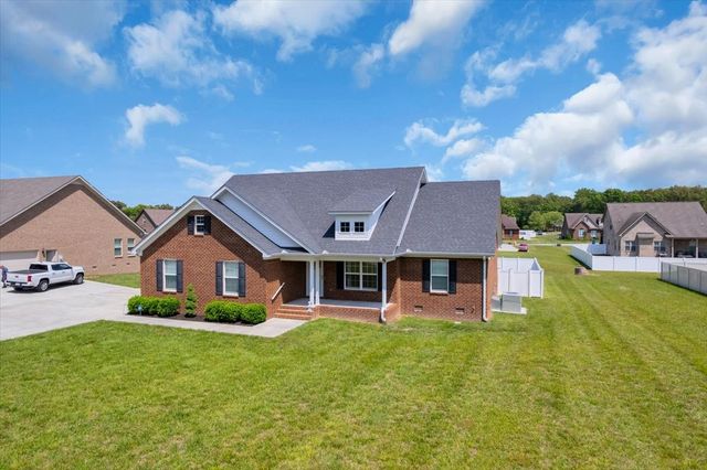 1841 Hills Chapel Rd, Manchester, TN 37355
