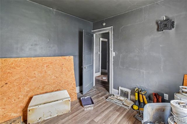5704 Labadie Avenue, St Louis, MO 63120
