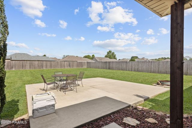 208 Landsdowne Way, Carencro, LA 70520