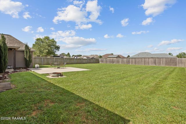 208 Landsdowne Way, Carencro, LA 70520