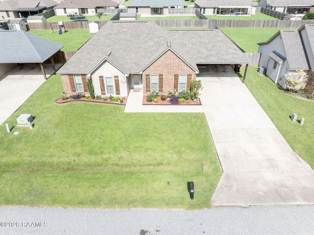 208 Landsdowne Way, Carencro, LA 70520
