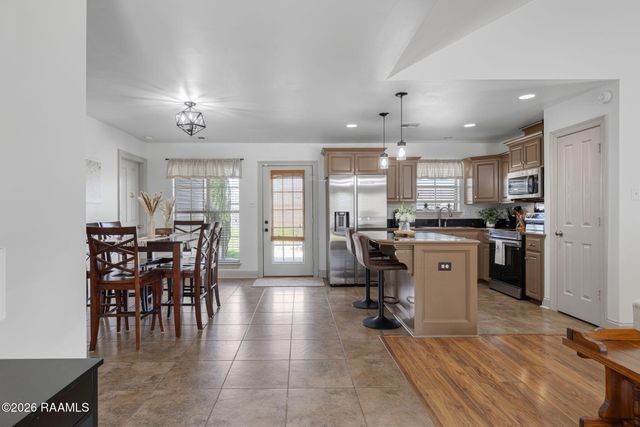 208 Landsdowne Way, Carencro, LA 70520