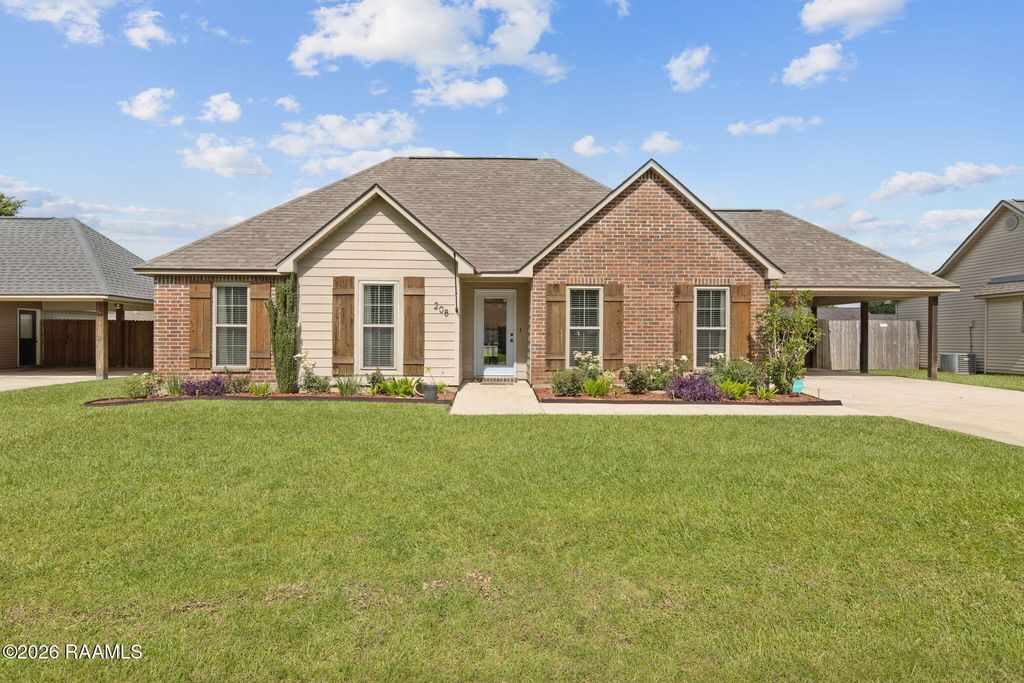 208 Landsdowne Way, Carencro, LA 70520