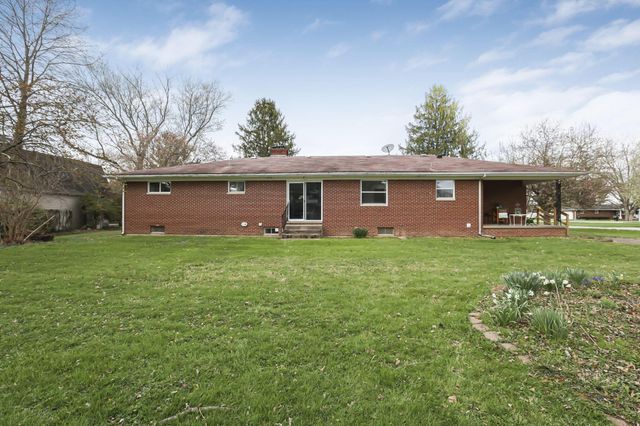 2425 Blue Valley Road SE, Lancaster, OH 43130