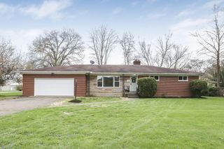 2425 Blue Valley Road SE, Lancaster, OH 43130