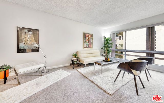 6250 Buckingham 204, Culver City, CA 90230