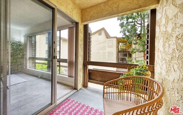 6250 Buckingham 204, Culver City, CA 90230