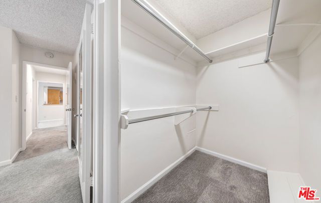 6250 Buckingham 204, Culver City, CA 90230