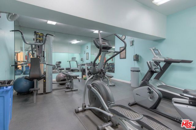 6250 Buckingham 204, Culver City, CA 90230