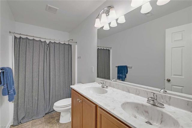 8484 Patrick Henry WAY, Gloucester, VA 23061