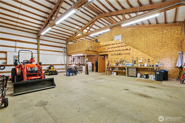 245 Joe Rocky Road, Raymond, WA 98577